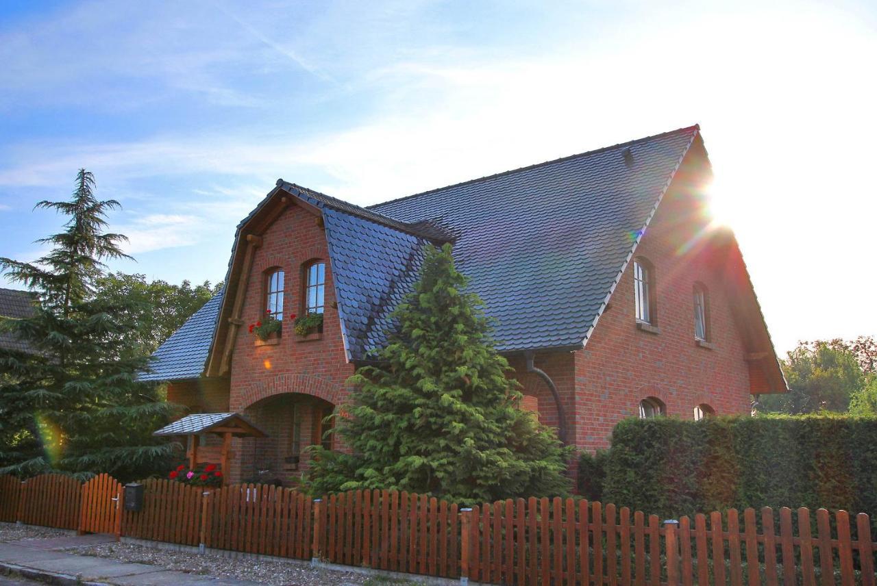 Ferienwohnung Neustrelitz See 7701 Dış mekan fotoğraf